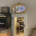 ホテル Le Clos Des Aromes 3*