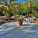 Le Clos Des Aromes 3* カシ