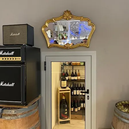 מלון Le Clos Des Aromes 3*