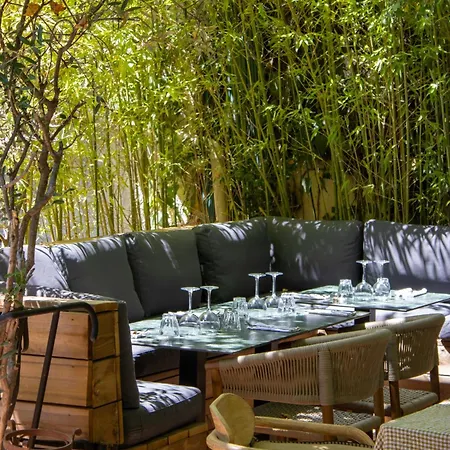 Le Clos Des Aromes קסיס