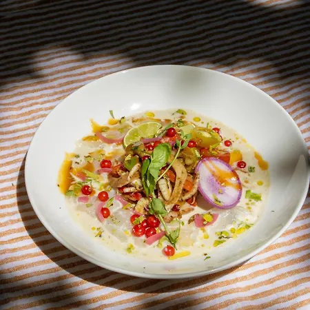 Le Clos Des Aromes 3* Cassis