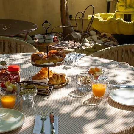 Le Clos Des Aromes 3*