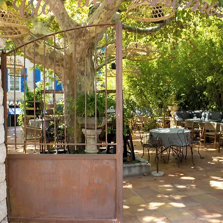 מלון Le Clos Des Aromes