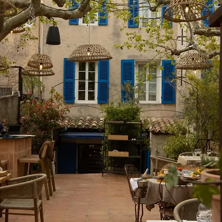 Le Clos Des Arômes 3*