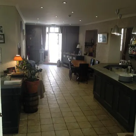 فندق Le Clos Des Aromes كاسيس