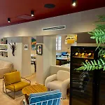 Le Clos Des Aromes Hotel