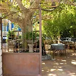 Hotel Le Clos Des Aromes