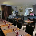 Hotel Le Clos Des Aromes 3*