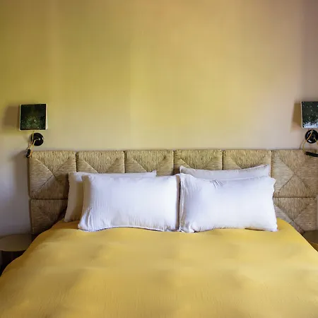 Le Clos Des Aromes فندق