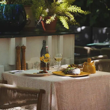 Le Clos Des Aromes 3*