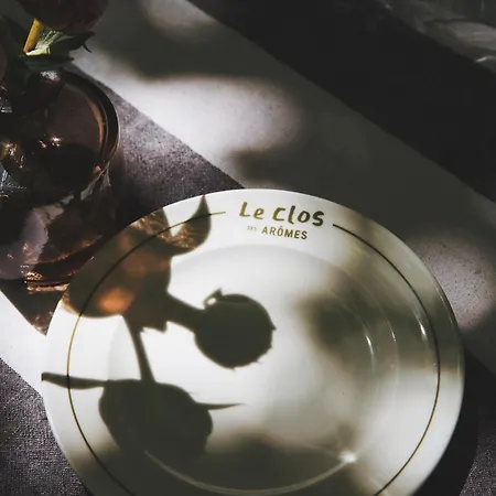Otel Le Clos Des Aromes
