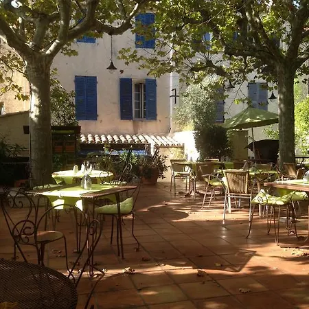 Le Clos Des Aromes 3*