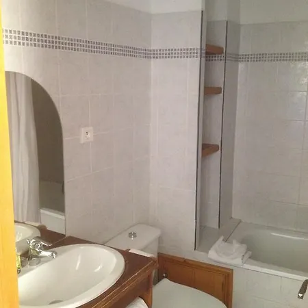 Le Clos Des Aromes Hotel 3*