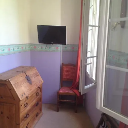 Le Clos Des Arômes Hotel