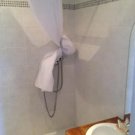 Le Clos Des Aromes Hotel 3*