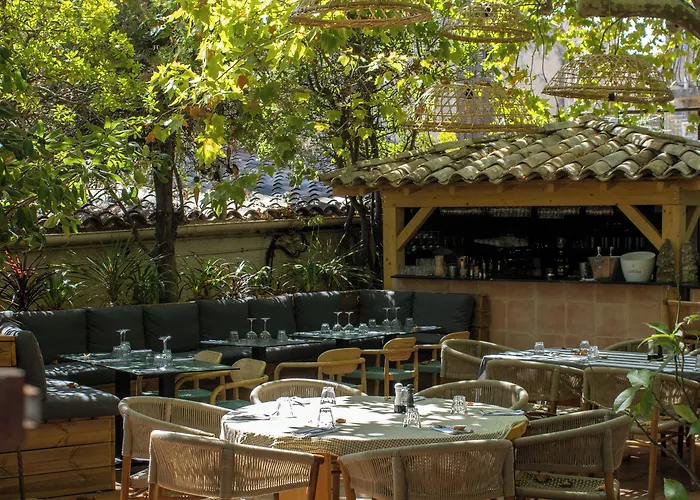 Le Clos Des Aromes Cassis