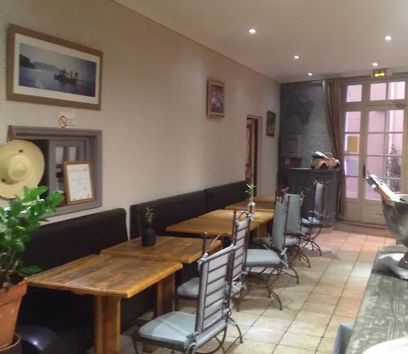 Le Clos Des Aromes Hotel 3*